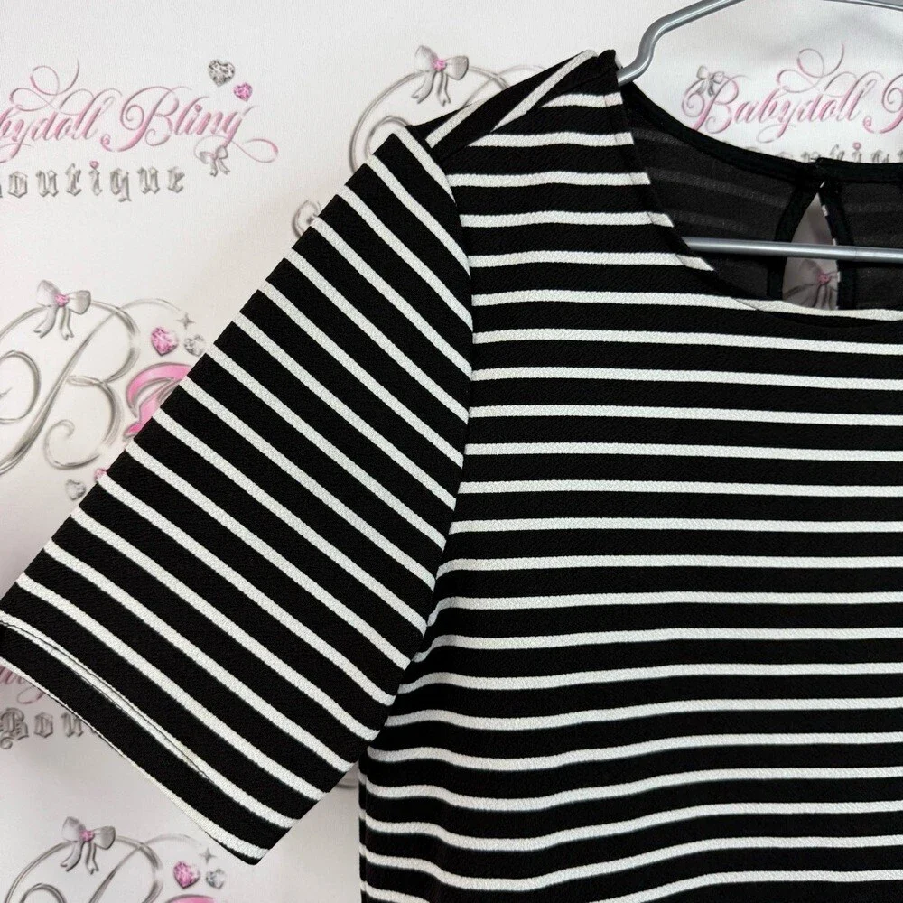 Attitude, T-shirt, stripes, colour block, Black and White Striped Women's Top